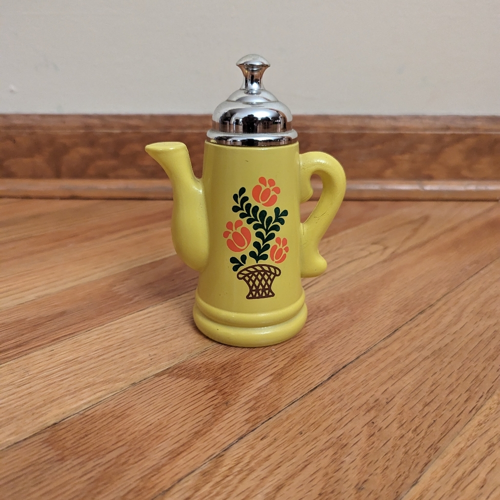 1970s Vintage Avon Yellow Glass Floral Teapot.